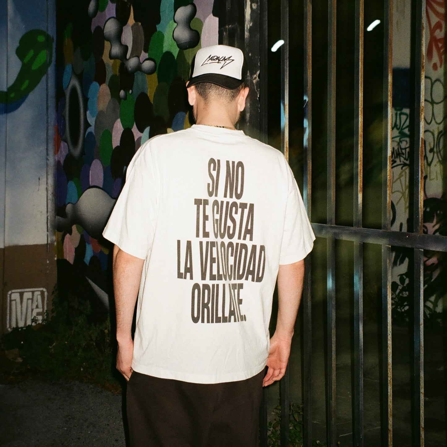 Si no te gusta la velocidad orillate White Oversize Tee