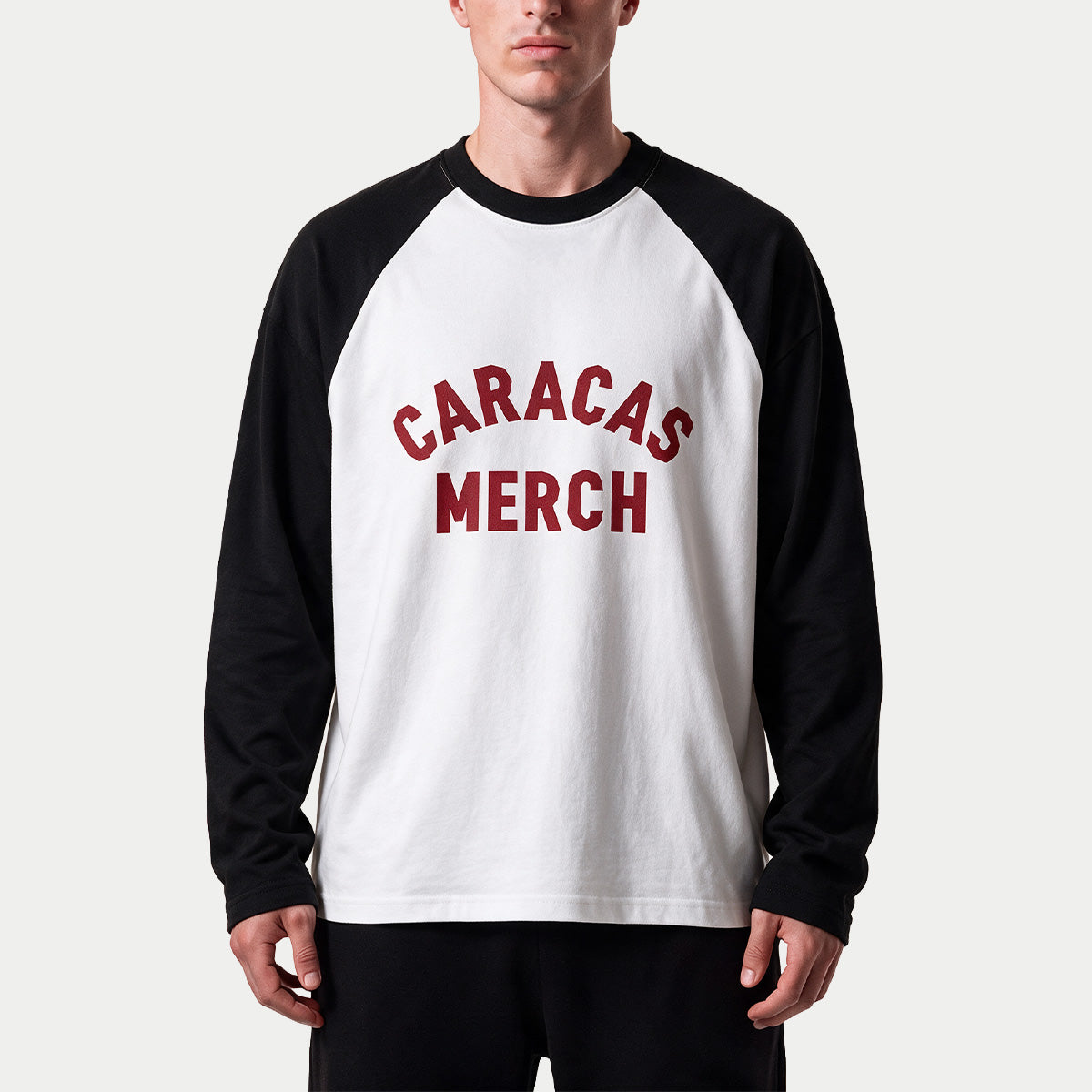 Caracas Merch Langarmshirt Weiß Schwarz