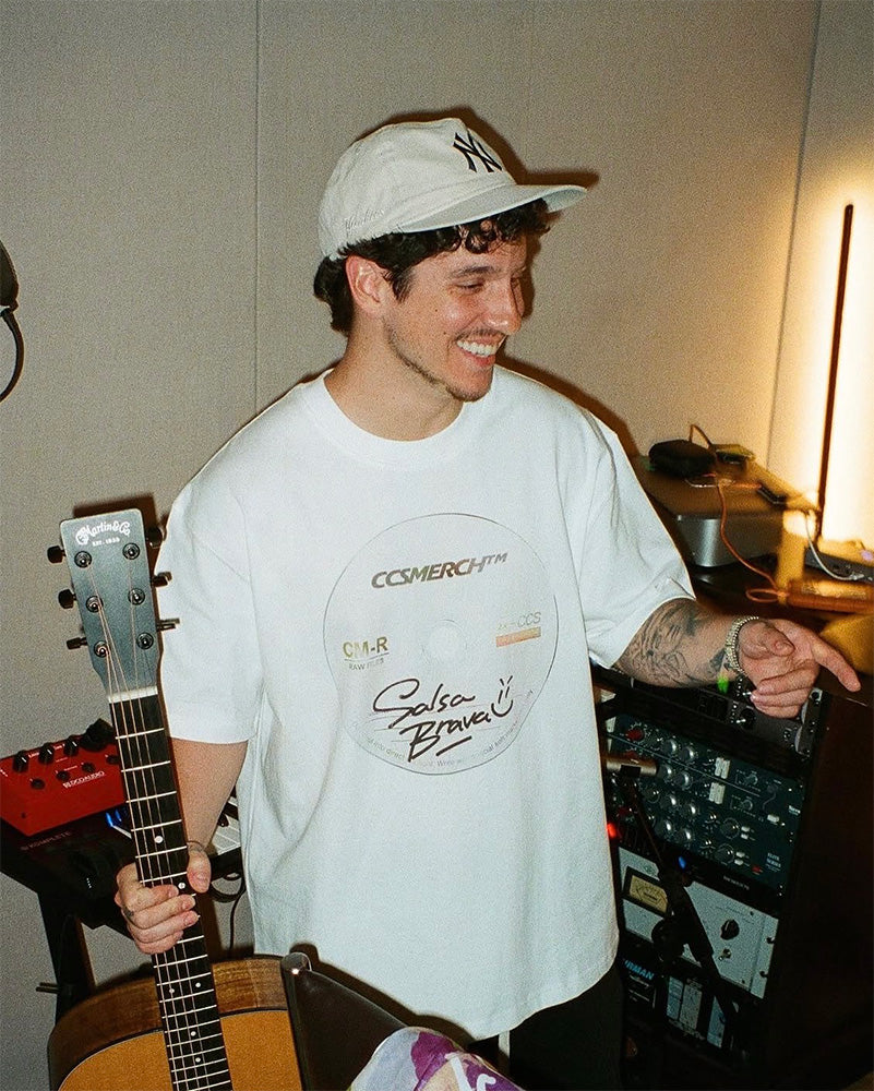 Alan Wittels, Cantante Venezolano, usando Caracas Merch