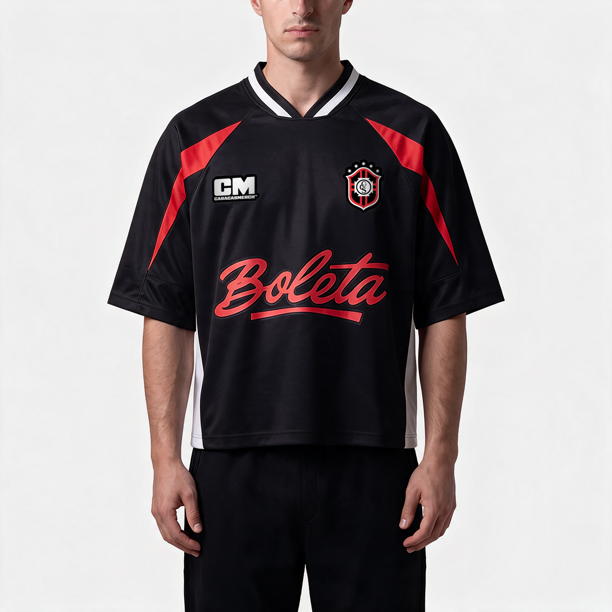Modelo usado Camiseta de fútbol negro «Boleta Brasil» de Caracas Merch, vista frontal plana