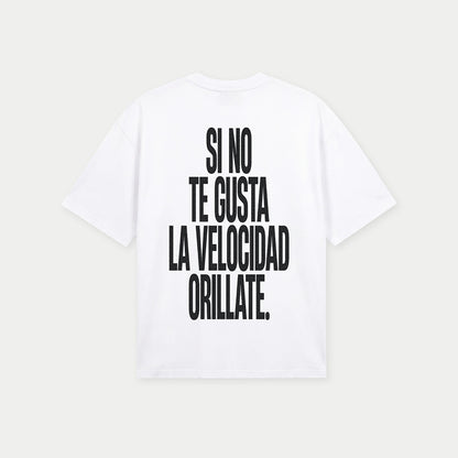 Back view of si no te gusta la velocidad orillate white graphic t-shirt